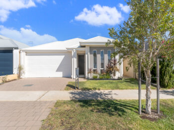 Listing image for 4 Jarvis Road, Haynes  WA  6112