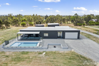 Listing image for 76 Florence Place, Oakford  WA  6121
