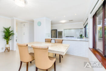 Listing image for 17 Amber Way, Thornlie  WA  6108