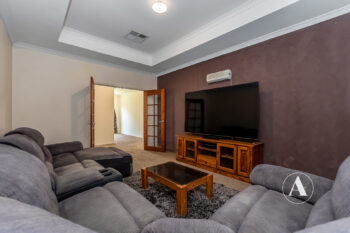 Listing image for 29 Pentecost Loop, Southern River  WA  6110