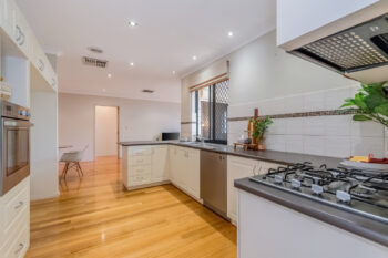 Listing image for 7 Corsican Way, Canning Vale  WA  6155