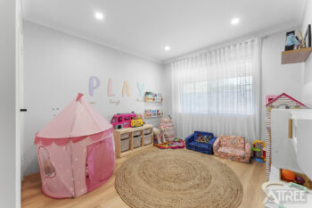 Listing image for 21 Lucas Loop, Canning Vale  WA  6155