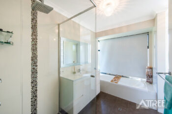 Listing image for 5 Morton Loop, Canning Vale  WA  6155