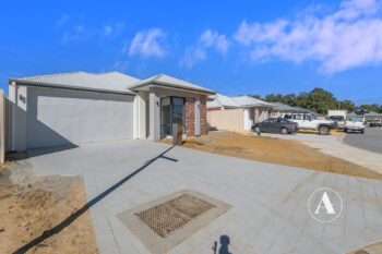 Listing image for 1 Yale Close, Haynes  WA  6112