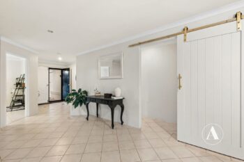 Listing image for 2 Quenda Close, Beeliar  WA  6164