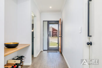 Listing image for 8 Sorrento Road, Piara Waters  WA  6112