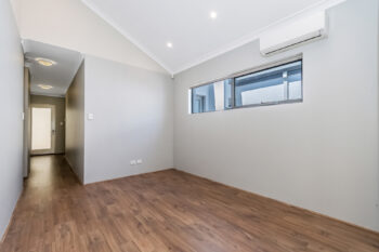 Listing image for 15 Ozone Parade, Trigg  WA  6029