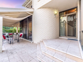 Listing image for 19 Riverton Drive West, Rossmoyne  WA  6148