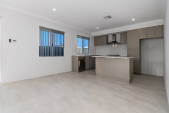 Listing image for 8 Capitola Way, Madora Bay  WA  6210