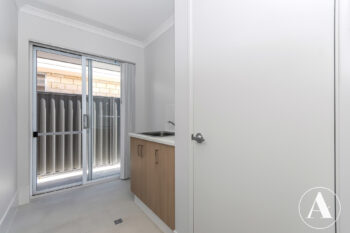 Listing image for 56 Lighthouse Grove, Madora Bay  WA  6210