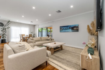 Listing image for 3 Ilford Place, Thornlie  WA  6108