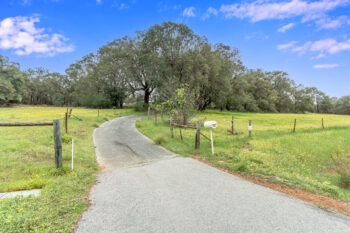 Listing image for 215 Canns Road, Bedfordale  WA  6112