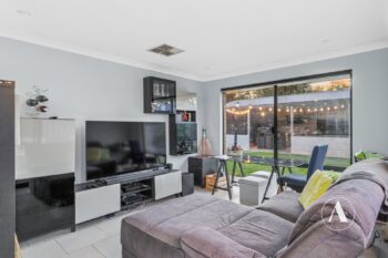 Listing image for 93 Princeton Circuit, Aubin Grove  WA  6164