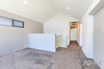 Listing image for 25 Cedarleaf Entrance, Treeby  WA  6164