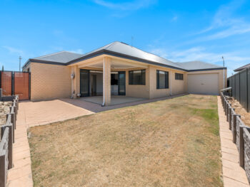 Listing image for 20 Holywell Street, Piara Waters  WA  6112