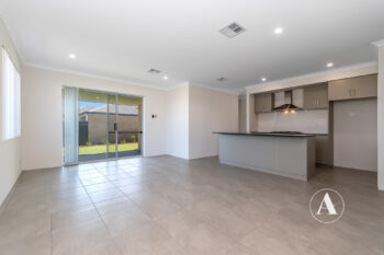 Listing image for 8  Dolly Dolly Link, Secret Harbour  WA  6173