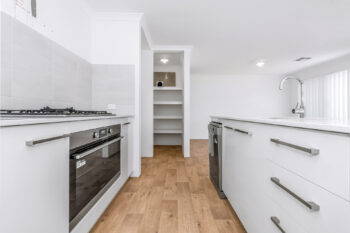 Listing image for 18 Siesta Way, Madora Bay  WA  6210