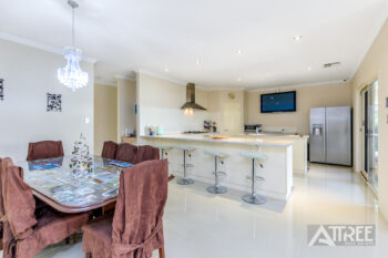 Listing image for 10 Whitehorse Drive, Harrisdale  WA  6112