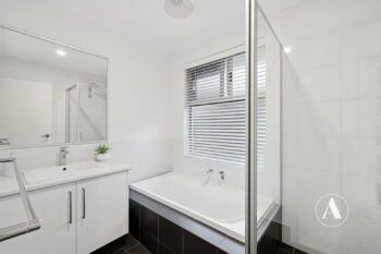 Listing image for 11 Macadamia Loop, Piara Waters  WA  6112