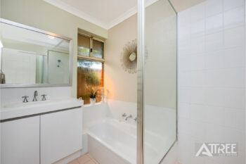 Listing image for 7 Aspera Close, Canning Vale  WA  6155