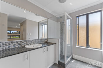 Listing image for 9 Lapwing Approach, Harrisdale  WA  6112