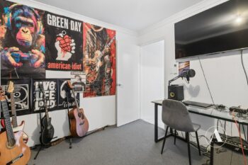 Listing image for 425 Woollcott Avenue, Brabham  WA  6055