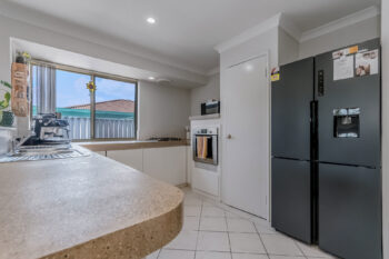 Listing image for 17 Barraberry Retreat, Canning Vale  WA  6155