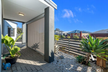 Listing image for 1/11 Yewers Drive, Champion Lakes  WA  6111