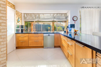 Listing image for 6 Camelot Court, Thornlie  WA  6108