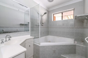 Listing image for 95 Gosnells Road West, Martin  WA  6110