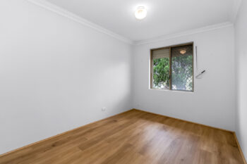 Listing image for 15/208 Burslem Drive, Maddington  WA  6109