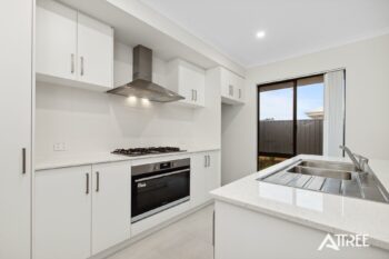 Listing image for 47 Cardinal Loop, Lakelands  WA  6180