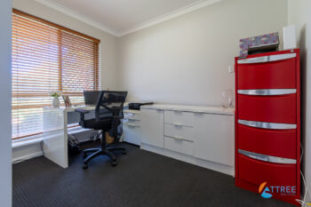 Listing image for 3 St Georges Avenue, Champion Lakes  WA  6111