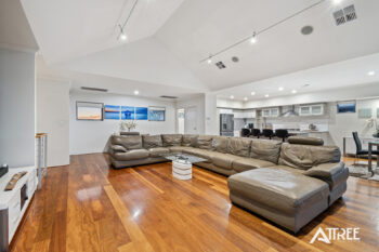 Listing image for 49 Cromarty Gardens, Canning Vale  WA  6155