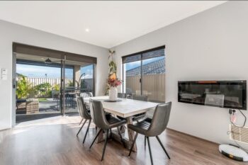 Listing image for 11 Weymouth Road, Aubin Grove  WA  6164