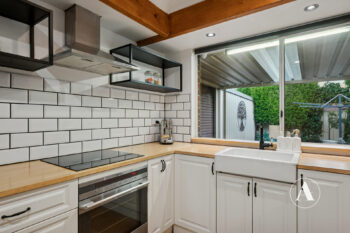 Listing image for 4 Bardwell Street, Thornlie  WA  6108