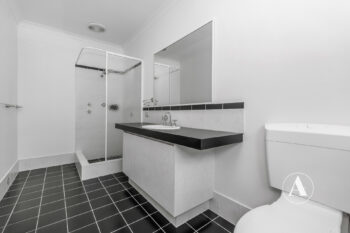 Listing image for 7 Bentwood Close, Thornlie  WA  6108