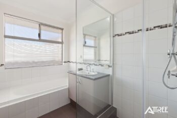 Listing image for 21 Lonsdale Crescent, Waikiki  WA  6169