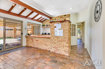 Listing image for 5 Camelot Court, Thornlie  WA  6108