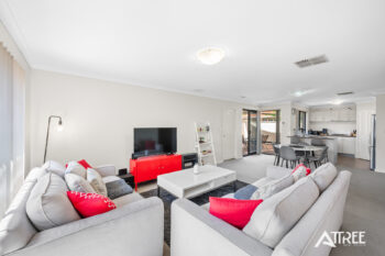 Listing image for 5/103 Leach Highway, Wilson  WA  6107