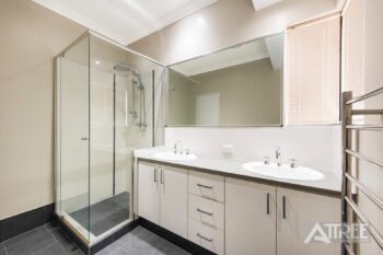 Listing image for 7 Palatine Crescent, Canning Vale  WA  6155