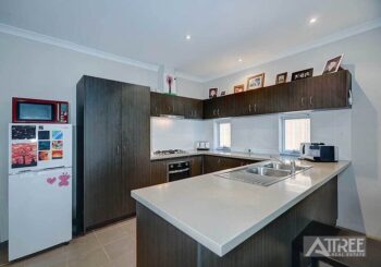 Listing image for 6/11 Carnation Street, Canning Vale  WA  6155