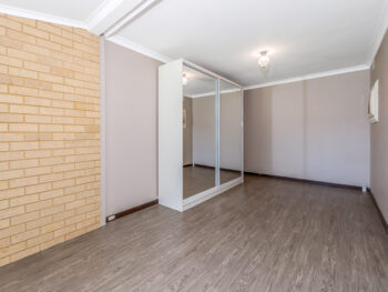 Listing image for 33 Willowmead Way, Kelmscott  WA  6111