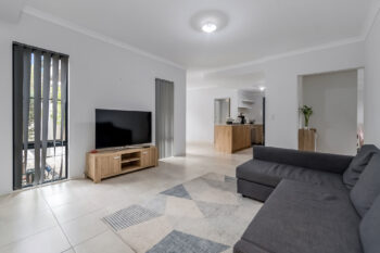 Listing image for 1/50 Middle Parkway, Canning Vale  WA  6155