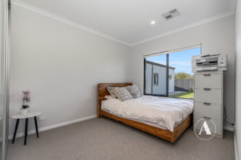 Listing image for 3 Ilford Place, Thornlie  WA  6108