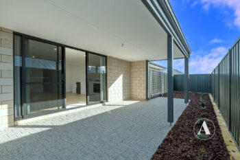 Listing image for 7A Kembla Way, Lakelands  WA  6180