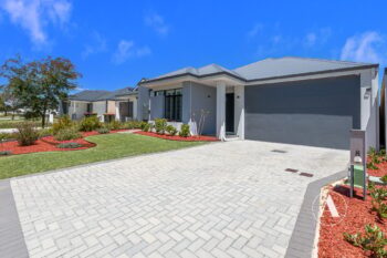 Listing image for 8 Mandalup Road, Haynes  WA  6112