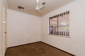 Listing image for 27 Ashburton Drive, Gosnells  WA  6110