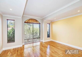 Listing image for 10 Oakleigh Pass, Harrisdale  WA  6112