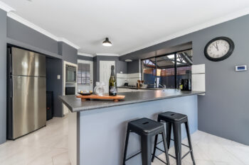 Listing image for 21 Tarragon Place, Thornlie  WA  6108